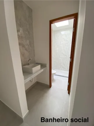 Imagem CASA RESIDENCIAL em SERRA - ES, PARQUE JACARAÍPE