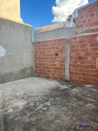 Imagem VENDO CASA EM 2 DORMITORIOS NO CONDOMÍNIO AZALEIA - SIM