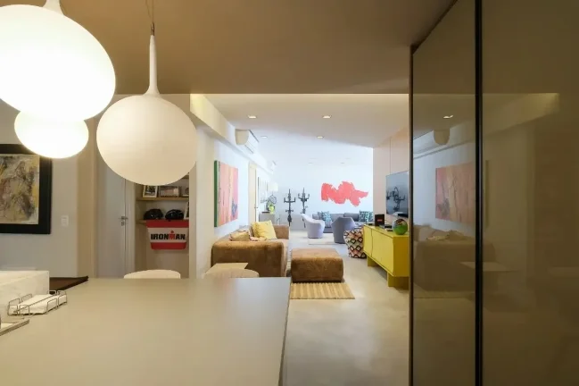Imagem Apartamento 175M², 3Q, 3 Suítes, 4 Banheiros, 2 Vagas, Varanda, Academia, Piscina, Churrasqueira, Coworking, Deck Molhado, Brinquedoteca, Playground.