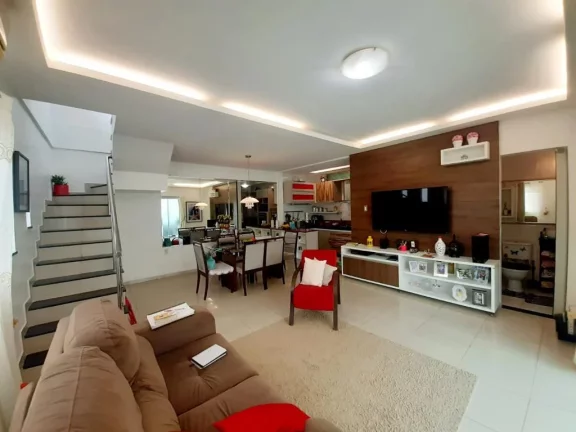Imagem Casa em Condomínio de Luxo à Venda em Belém-PA, Bairro Mangueirão: 2 Quartos, 2 Suítes, 2 Salas, 3 Banheiros, 1 Vaga, 140 m²