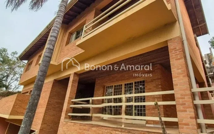 Imagem Casa à Venda no Jardim Sorirama (bolsão) - Sousas, Campinas/SP

Com arquitetura charmosa e espaço...