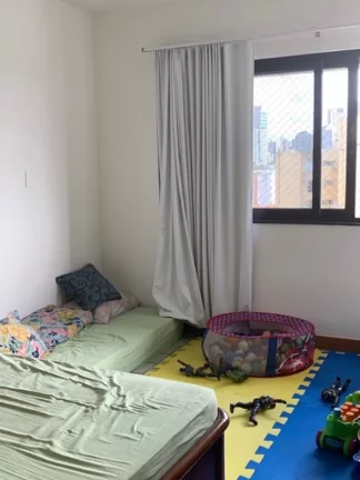 Imagem CONFORTÁVEL APARTAMENTO C/ 325m2 NO COBIÇADO CONDOMÍNIO MANSÃO DO ATLÂNTICO -RUA DE ACESSO LOCAL NO MELHOR DO RIO VERMELHO - VISTA MAR- R$1.950.000,00
