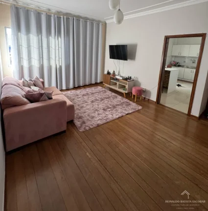 Imagem Apartamento à venda no Edifício Itamarati andar alto - Centro