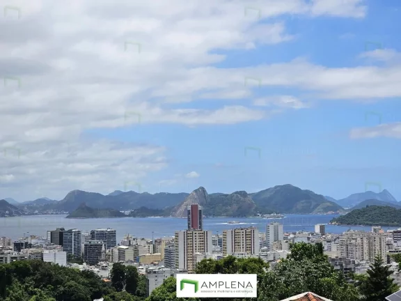 Imagem Oportunidade Única! Casa com Potencial de Valorização! Para Reformar e deixar do seu jeito! Casa 4 quartos à venda em Laranjeiras - Rio de Janeiro/RJ