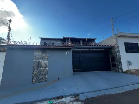 Imagem Sobrado para venda em Jardim Boa Esperança com 3 quartos, sendo 1 suíte, 285m2