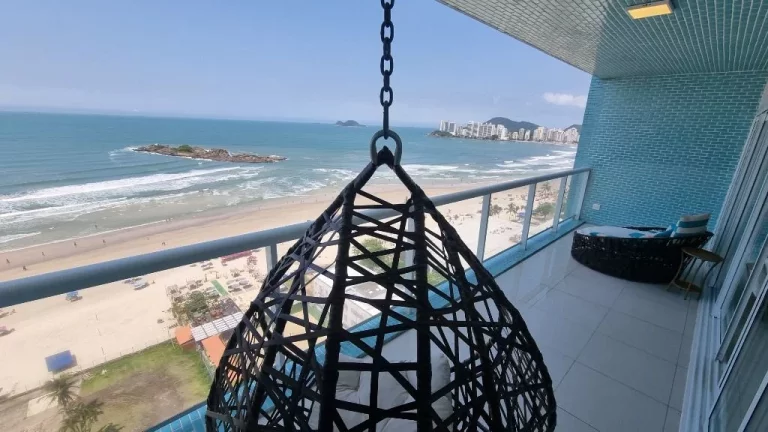 Imagem Apartamento com 4 dormitórios à venda, 190 m² - Pitangueiras - Guarujá/SP