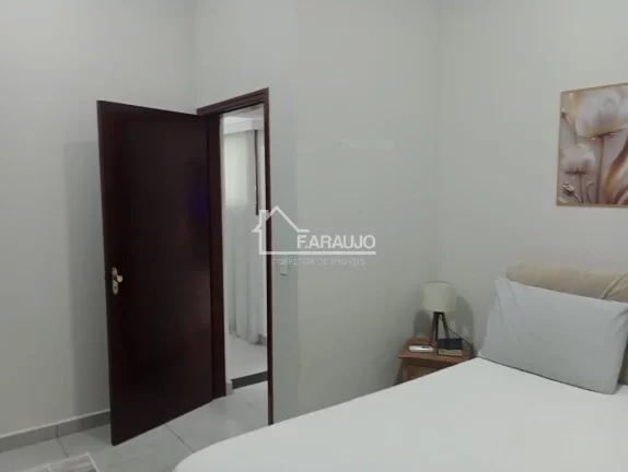 Imagem Casa térrea à venda em Sorocaba-SP! Com 3 quartos, suíte, piscina, 6 vagas.