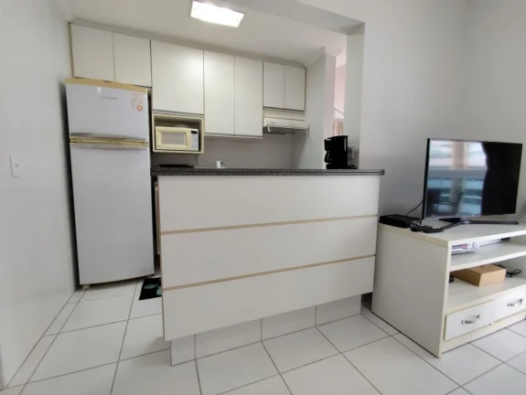 Imagem Apartamento à venda em Riviera de São Lourenço Módulo 08: 2 quartos, 1 suíte, 2 salas, 2 vagas, 80,05m². Varanda gourmet!