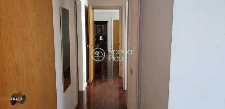 Imagem 127 metros 3 dormitórios 1 suíte dormitório de empregada e banheiro Piscina Quadra Salão de fest...