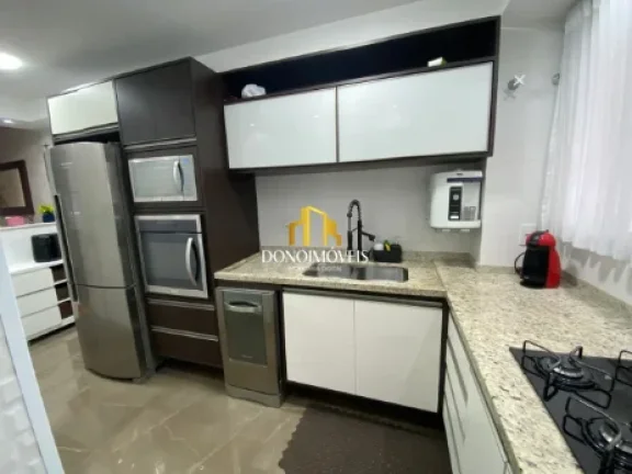 Imagem Apartamento com 03 dormitórios, todos suítes com sacada equipada com tela, vidro e blackout. Possu...