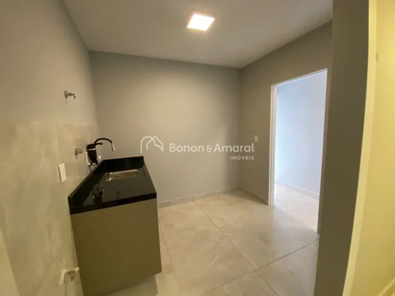 Imagem Lindo imóvel reformado a venda. Possui 2 quartos em excelente localização no Taquaral em Campinas...