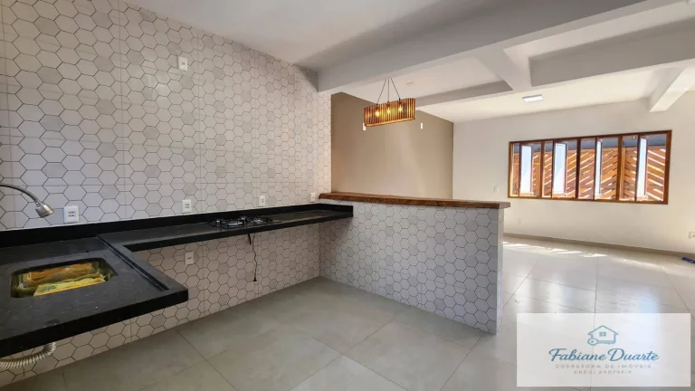 Imagem Casa recém reformada no Perequê Açú