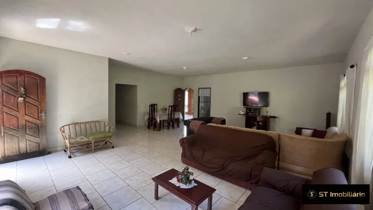 Imagem Chácara à venda em Atibaia c/ 4 dormitórios - 1.368m² por R$935.000!
