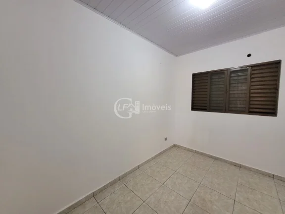 Imagem Casa à venda em Campo Grande-MS: 2 quartos, 1 sala, 1 banheiro, 1 vaga de garagem, 140m² no Jardim Aero Rancho!