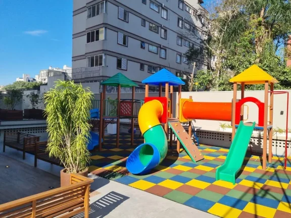Imagem Apartamento 3 suítes próximo Pç 29 de Março. 142 m2. Novo.