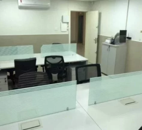Imagem Conjunto Comercial Prédio novo c/ 3Salas 2Wcs no Centro