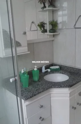 Imagem Apartamento Quadra Mar com 2 dormitórios e 1 vaga de garagem privativa localizado em Balneário Camboriú .