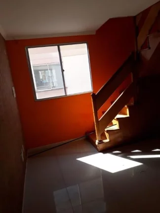 Imagem Sobrado com 2 dormitórios à venda, 84 m² por R$ 280.000,00 - Jardim Itamarati - Poá/SP