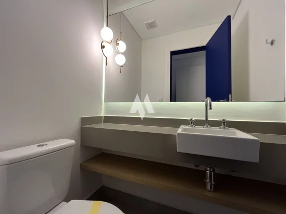 Imagem Apartamento com 03 dormitórios na quadra da praia à venda no Gonzaga - Santos/SP