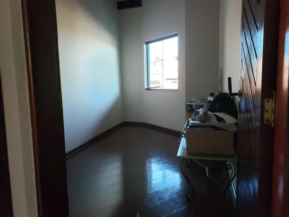 Imagem CASA ASSOBRADADA