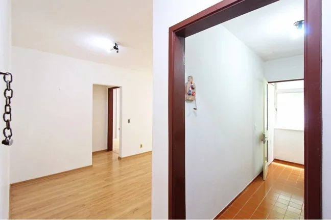 Imagem Apartamento com 1 Quarto à Venda, 46 m² em Teresópolis - Porto Alegre