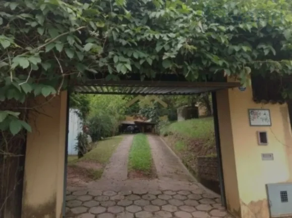 Imagem Chácara de luxo à venda em Jundiaí-SP, Jardim Liberdade: 3 quartos, 1 suíte, 2 salas, 3 banheiros, 5 vagas, 461m² de área.