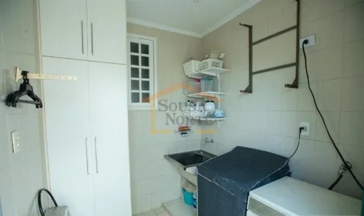 Imagem Casa em rua calma, com ampla vista e muita iluminação natural, 4 dormitórios, sendo 2 suítes com...