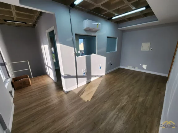 Imagem Sala comercial a venda no Edifício Liberal Century no Anhangabaú Jundiaí/SP