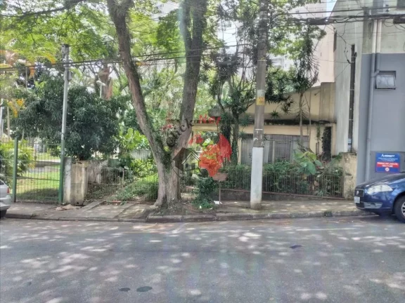 Imagem Terreno à venda com 1 casa antiga em São Bernardo do Campo, no Jardim do Mar.