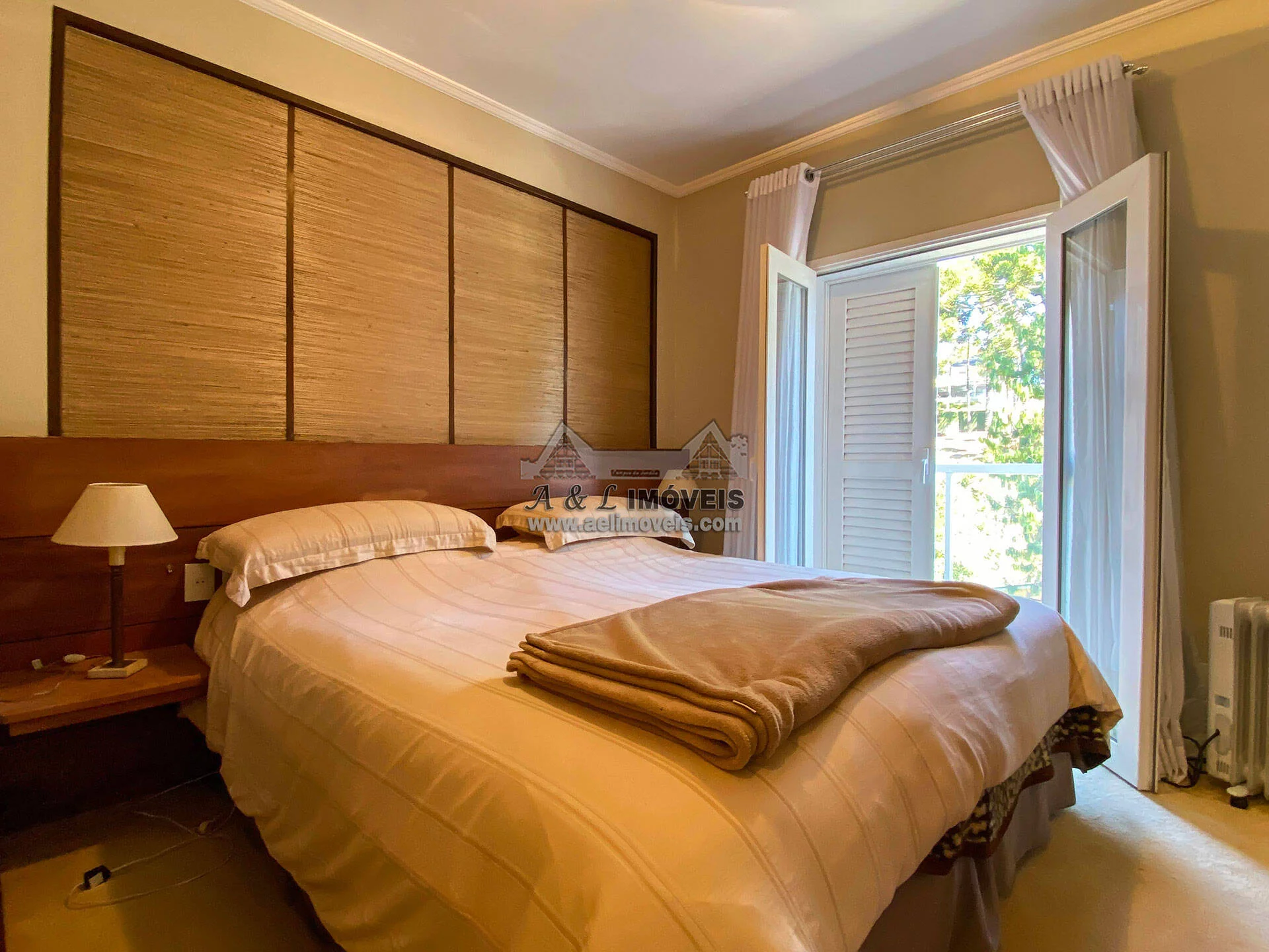 Imagem Apartamento à venda em Campos do Jordão – Luxuosa cobertura com 4 suítes