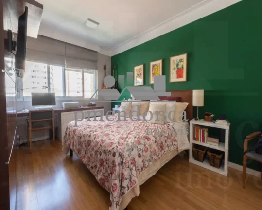 Imagem Apartamento em Perdizes com 4 quartos sendo 3 suI­tes e 4 vagas, 192 m2