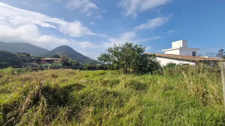 Imagem Terreno 340m² plano em Areias do Macacu, Garopaba. Vista montanhas. Escritura.