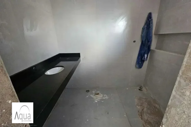 Imagem Casa para Venda em Santo André, Campestre, 3 dormitórios, 3 suítes, 1 banheiro, 4 vagas