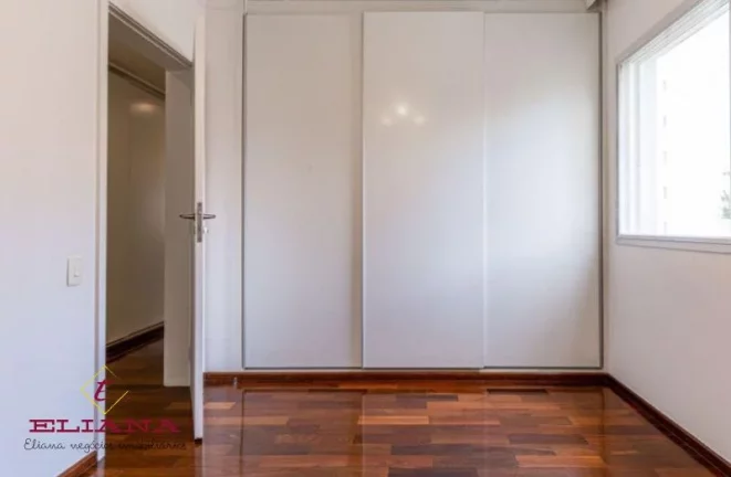 Imagem Apartamento de luxo com 3 quartos, 140m², à venda em São Paulo, Moema