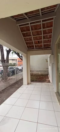 Imagem VENDE-SE ÓTIMA CASA 04 DORMITORIOS ARAÇATUBA SP PROXIMO A RODOVIARIA.