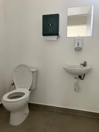 Imagem Galpão em Chácara Santo Antônio - SP: 388M² Locação por R$ 15.000 - Confira!