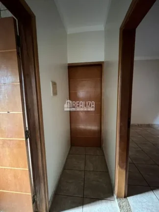 Imagem Vende-se casa no bairro Morada do Verde, com 2 quartos (sendo 1 suíte) – Igarapava/SP