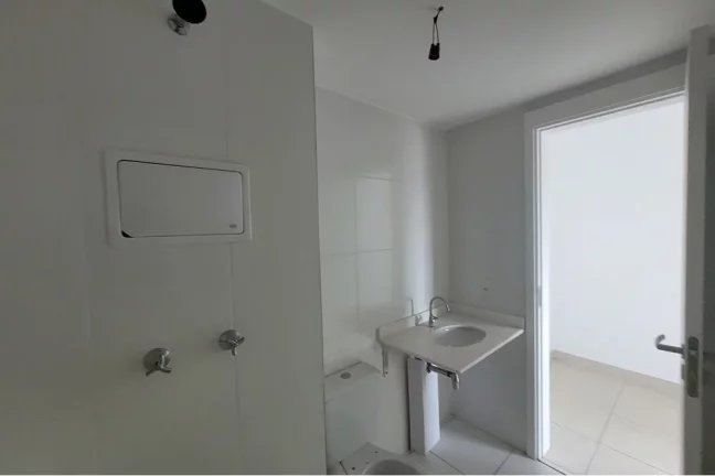Imagem Apartamento 70m2, 3 quartos, 1 suíte, com ITBI E RGI gratuitos, em condomínio clube no Anil, Rio de janeiro