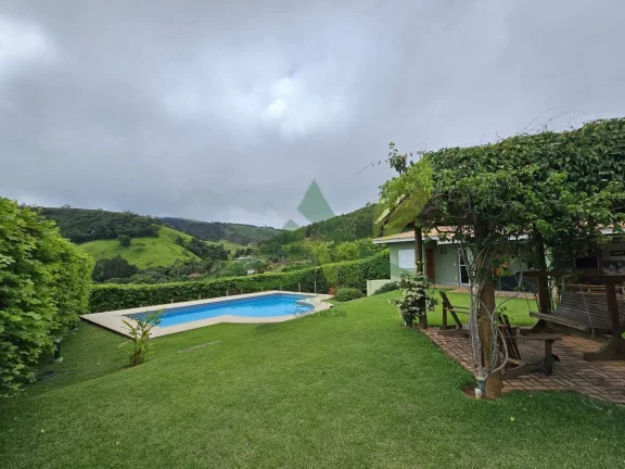 Imagem Chácara à Beira da Represa em Piracaia-SP – 3 Suítes, Piscina e Vista Deslu