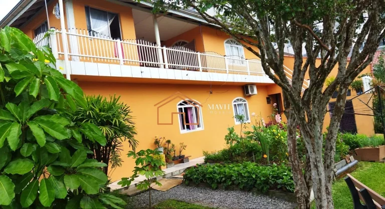 CASA RESIDENCIAL em JOINVILLE - SC, COSTA E SILVA