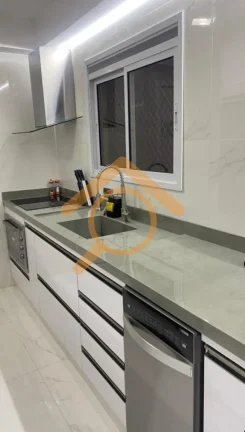Imagem Apartamento à venda no Condomínio Viva com 3 quartos, 1 suíte, 4 banheiros, 2 vagas de garagem, 133m² - Jardim Marajoara, SP.
