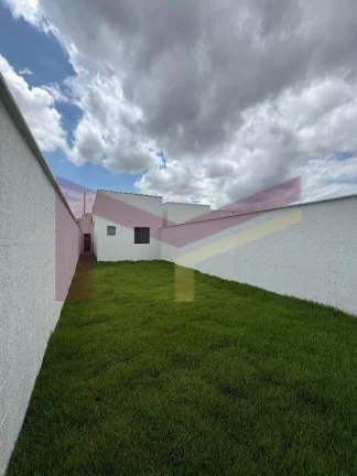 Imagem CASA 3/4 SENDO UMA SUITE NA MANGABEIRA