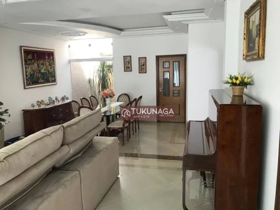 Imagem Casa com 3 quartos à venda, 250 m² por R$ 1.700.000 - Vila Milton - Guarulhos/SP