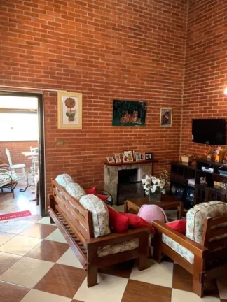 Imagem Chácara com 3 dormitórios à venda, 2000 m² por R$ 585.000,00 - Clube dos Oficiais - Suzano/SP