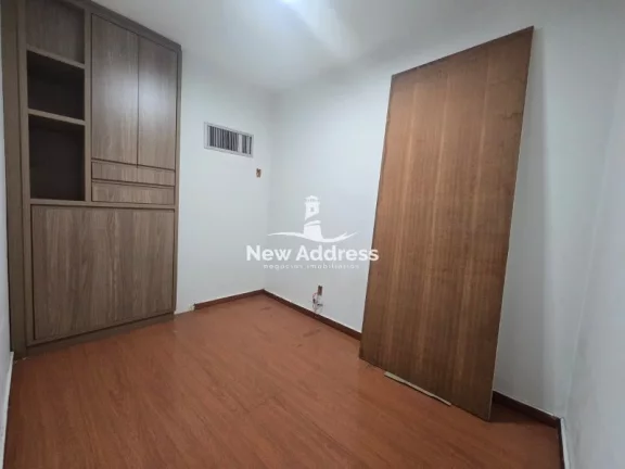 Imagem Sala comercial com mezanino e marcenaria à venda no Centro de Vila Velha