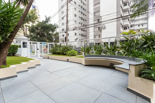 Imagem Apartamento 126M² Reformado, 3Q, 1 Suíte, 2 Banheiros, 1 Vaga, Churrasqueira, Salão de Festas, Portaria 24h.