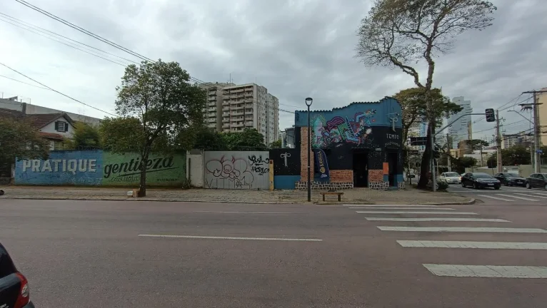 Imagem Terreno ZR4 esquina comercial Centro Civico.R$ 6.100.000,00