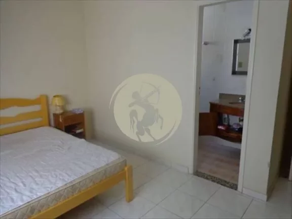 Imagem APARTAMENTO PROXIMO A PRAIA COM CONDOMINIO BAIXO EM ANDAR ALTO.