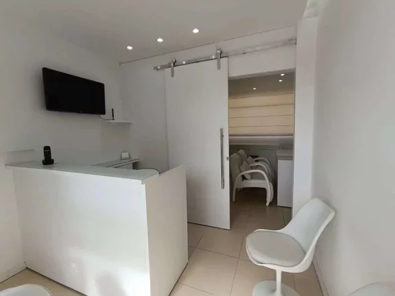 Imagem Oportunidade Imperdível: Sala Comercial com Acabamento de Qualidade no Ibiapaba