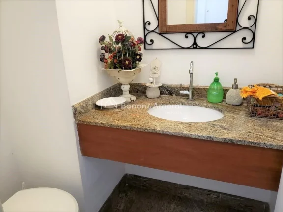 Imagem Localizado em uma das regiões mais nobres e desejadas de Campinas, este apartamento oferece o equil...